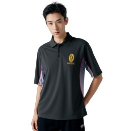 【Design Black-Grey Contrast Short-Sleeve Polo Shirt】|Man Tung Kee|Catering|Three-button collar design|Grey side panels with red piping|Left chest gold embroidered logo|Service Staff|F&B Management Specialist|Polo Shirt Company P1850 【Design Black-Grey Contrast Short-Sleeve Polo Shirt】|Man Tung Kee|Catering|Three-button collar design|Grey side panels with red piping|Left chest gold embroidered logo|Service Staff|F&B Management Specialist|Polo Shirt Company P1850